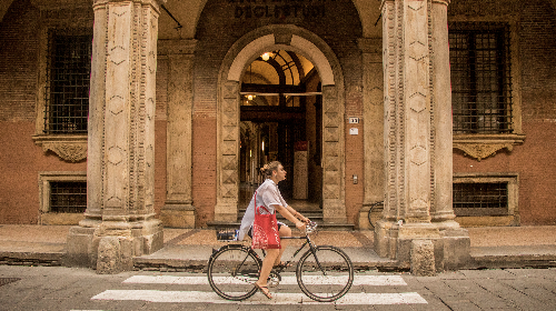 immagine Inizia la tua vita universitaria in Italia: servizi agli studenti Unibo